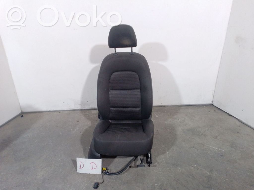 Audi Q3 8U Asiento delantero del pasajero 