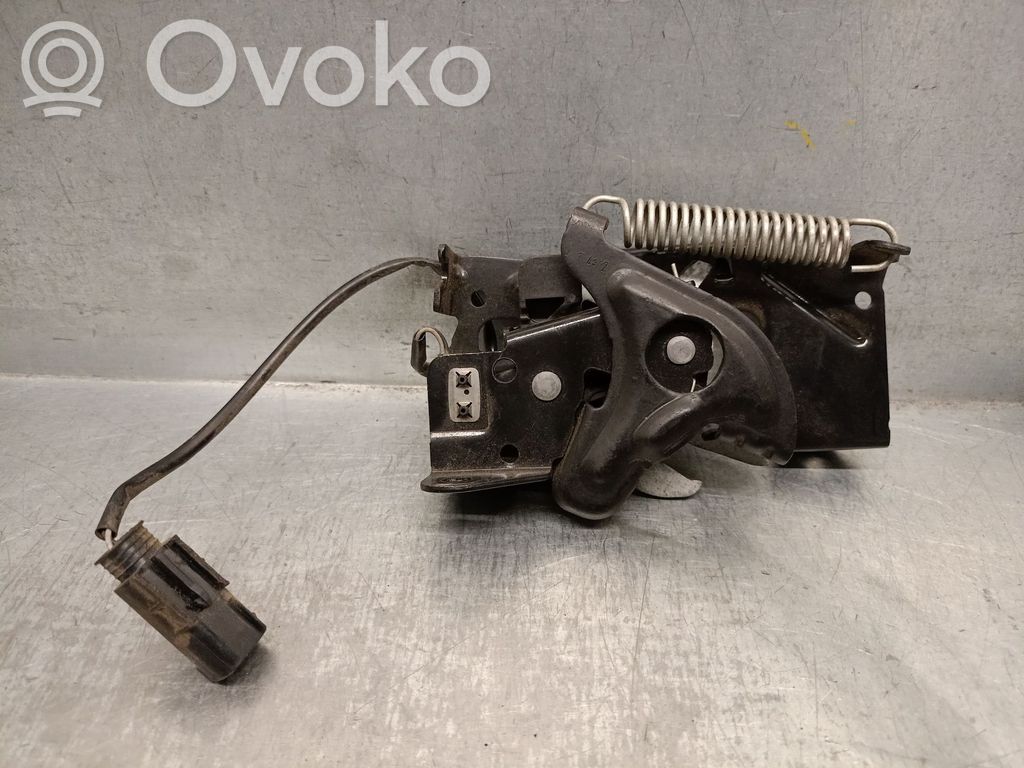 BMW 3 E92 E93 Tie down hook / loop 