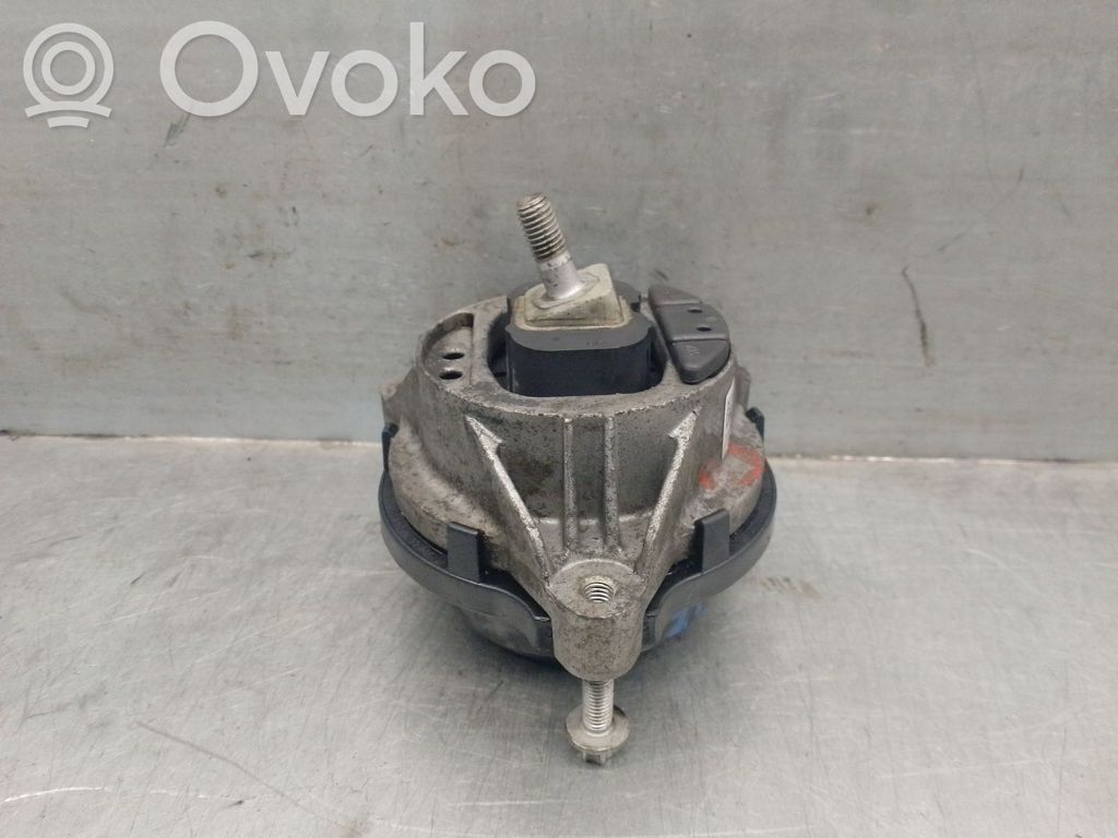 Engine mount bracket   678765703,22116787657