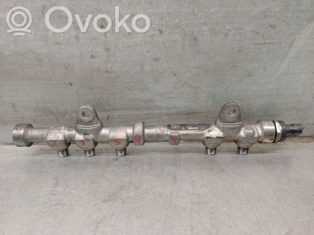 Opel Corsa D Rampa inyectora 