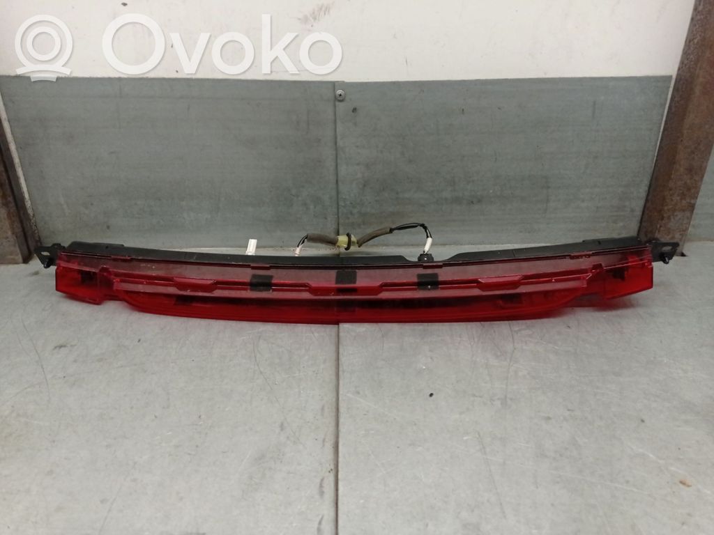 Mazda CX-30 Third/center stoplight 