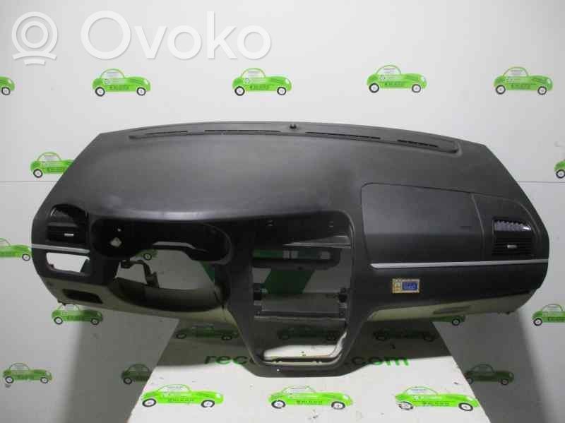 Fiat Linea Panelė 