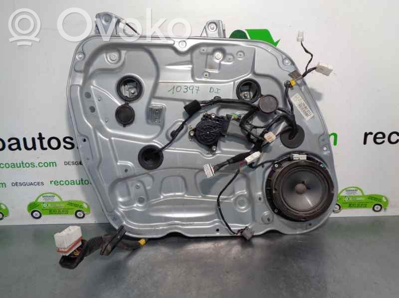 KIA Carens II Macara geam față manuală 
