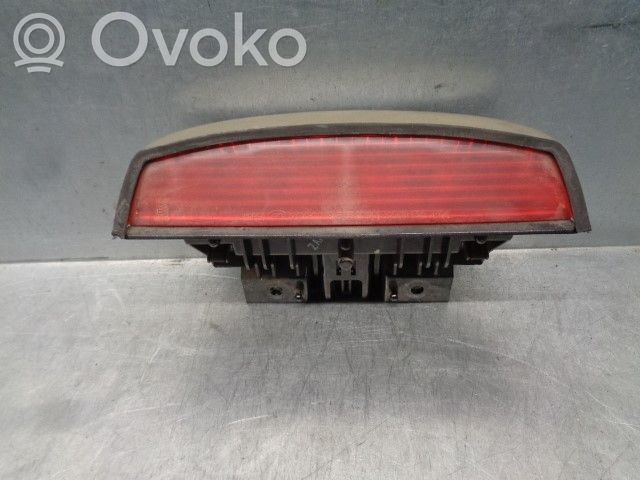 KIA Rio Kolmas/lisäjarruvalo 