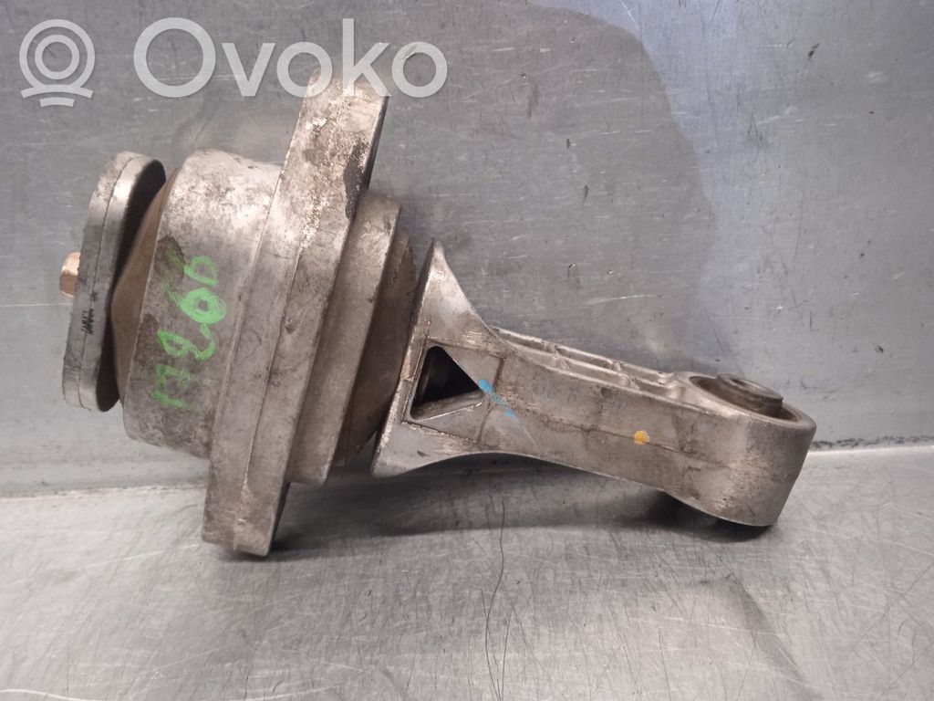 Chevrolet Aveo Engine mount bracket 