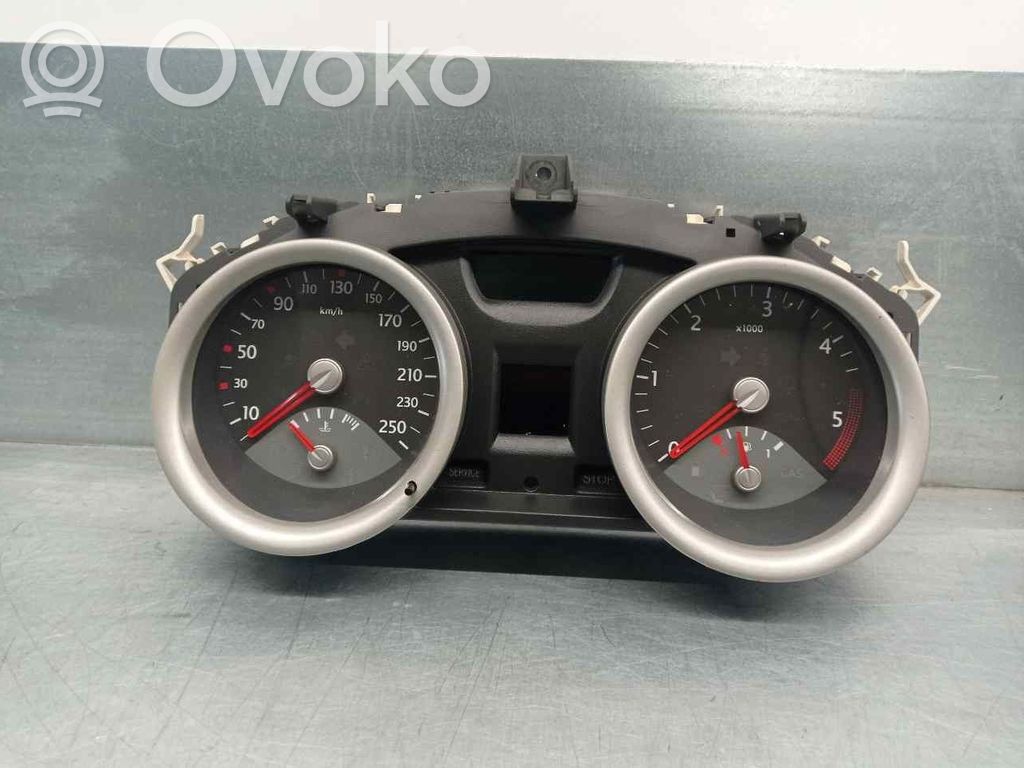 Renault Megane II Speedometer (instrument cluster) 