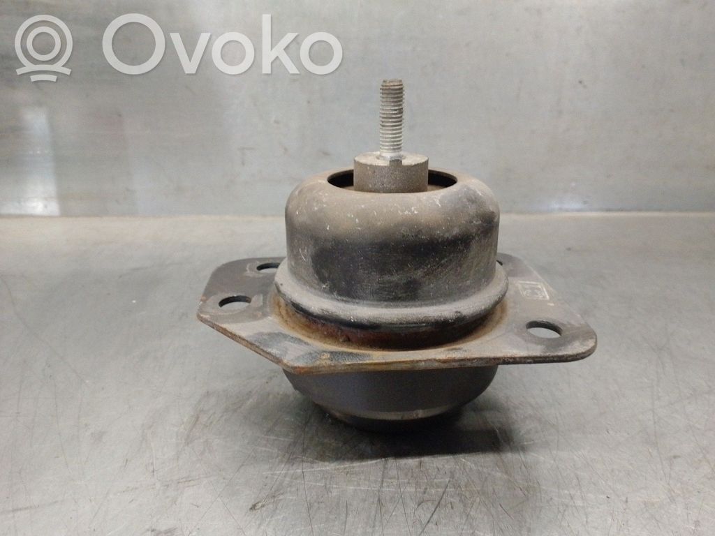 Daewoo Lacetti Engine mount bracket 