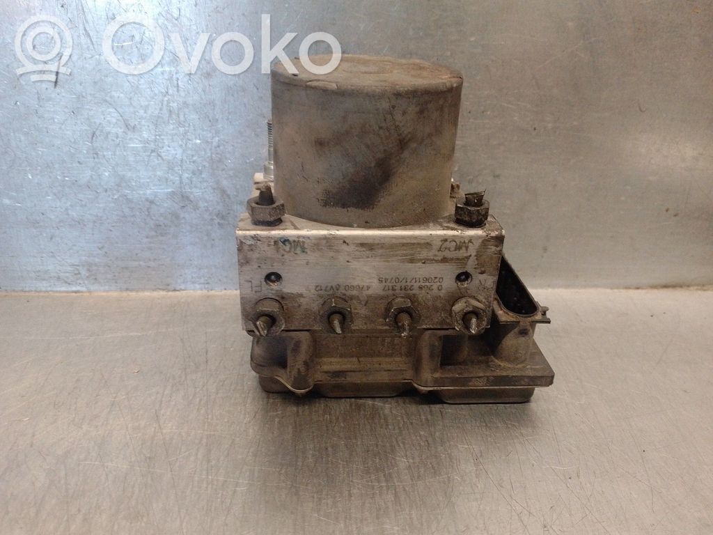 Nissan Primera ABS bloks 