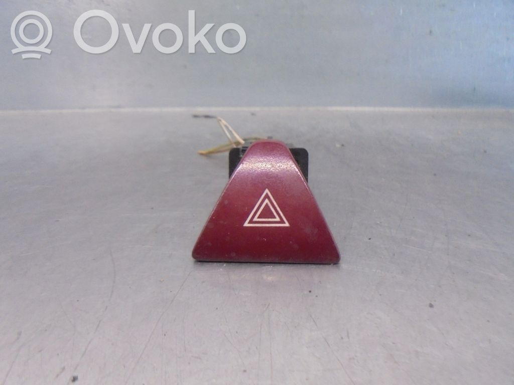 Botón interruptor de luz de peligro   9643219577