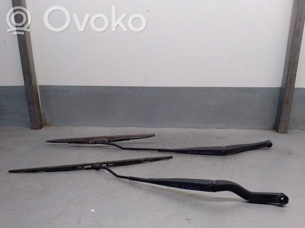 Opel Signum Ramię wycieraczki szyby przedniej / czołowej 