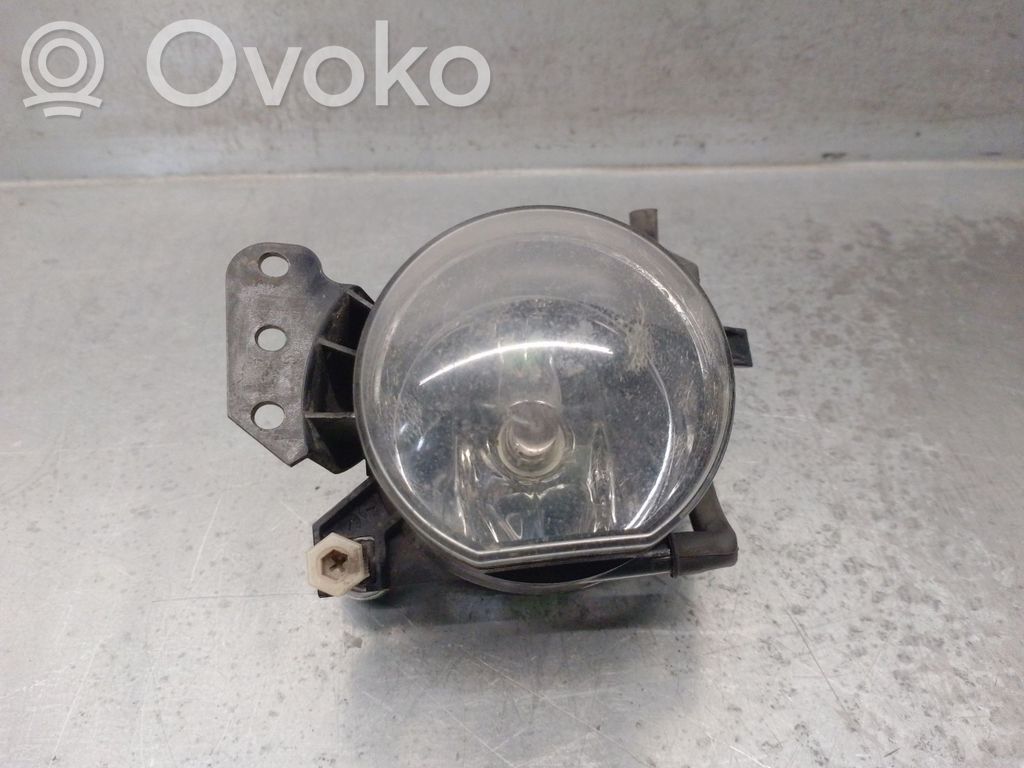 Luz de niebla delantera   6910792,63176910792