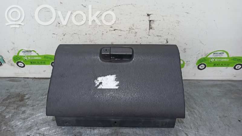 Jeep Cherokee XJ Daiktadėžė 