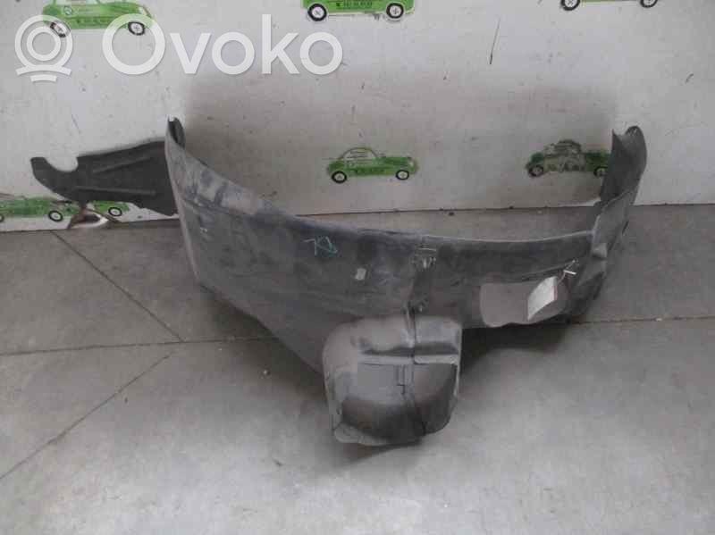 Mercedes-Benz A W168 Nadkole przednie 