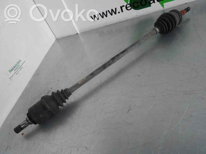 Opel Corsa B Eje de transmisión delantero 