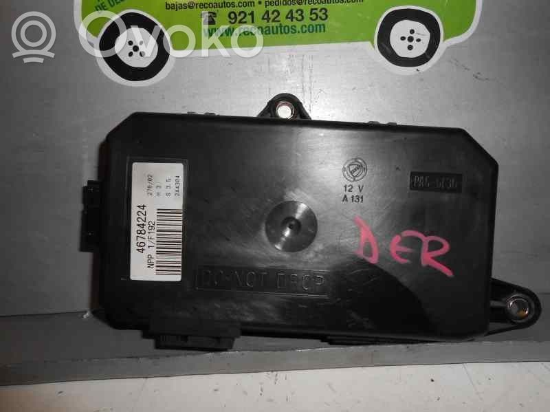 Fiat Stilo Unidad de control de puerta 