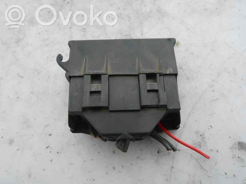 Opel Vectra B Set scatola dei fusibili 