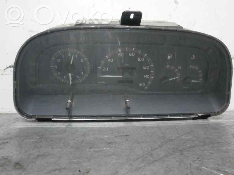 Renault Trafic I Speedometer (instrument cluster) 