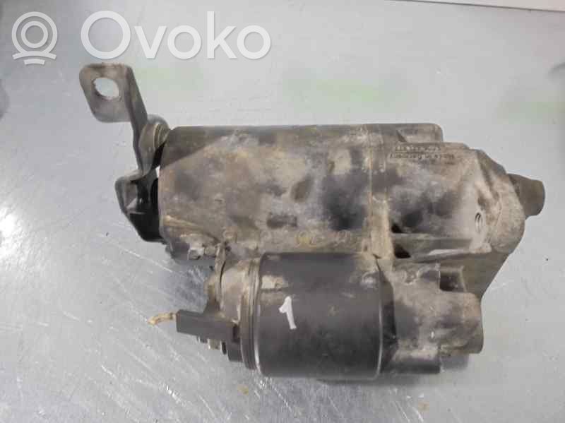 Renault Twingo I Starteris 