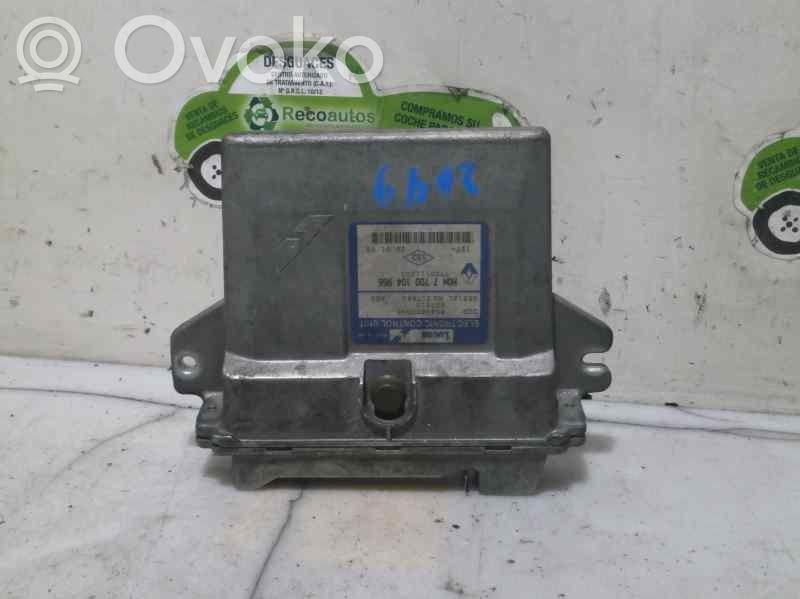 Renault Clio II Engine control unit/module 