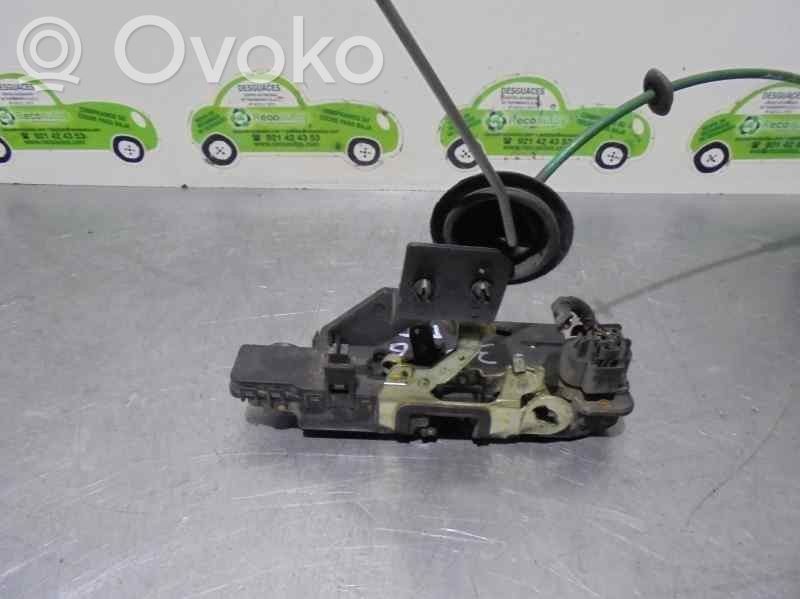 Fiat Stilo Priekšpusē slēdzene 