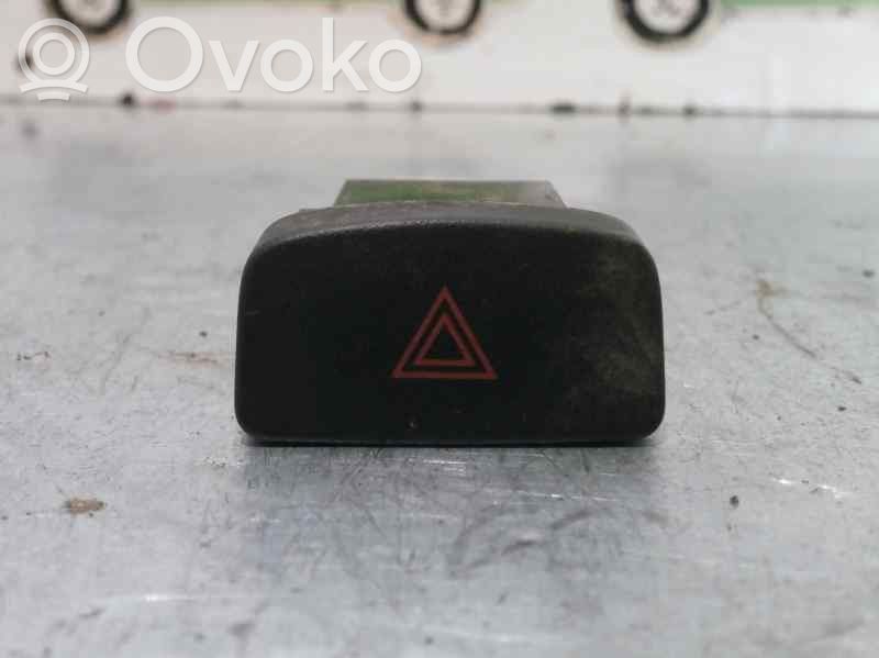 Hyundai Sonata Botón interruptor de luz de peligro 