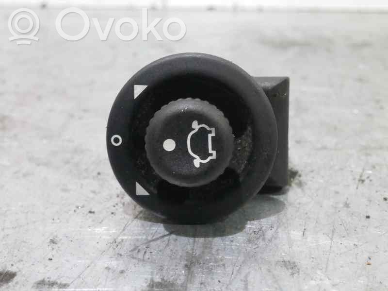 Interruptor del espejo lateral   93BG17B676BB