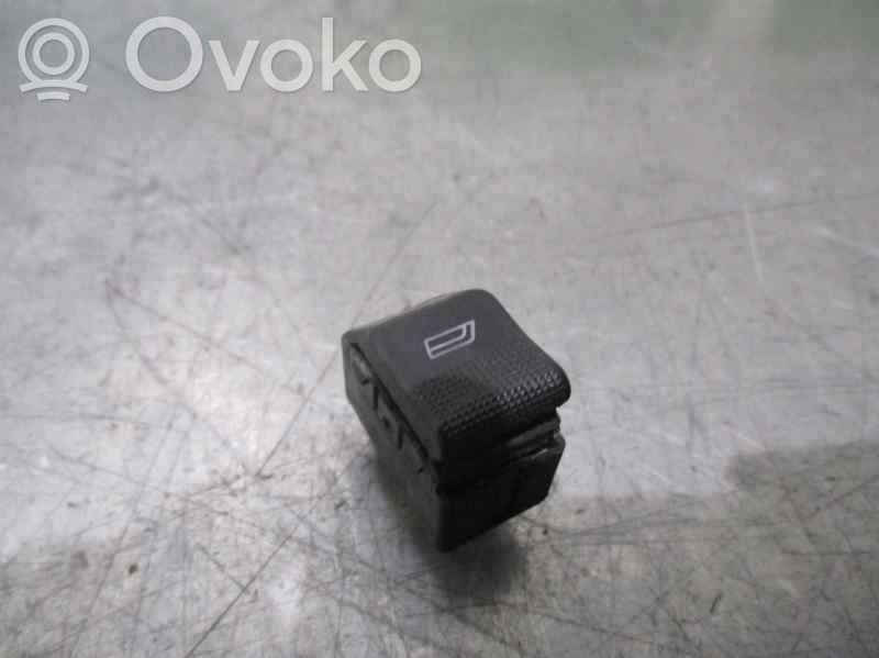Interruptor del elevalunas eléctrico   4D0959855