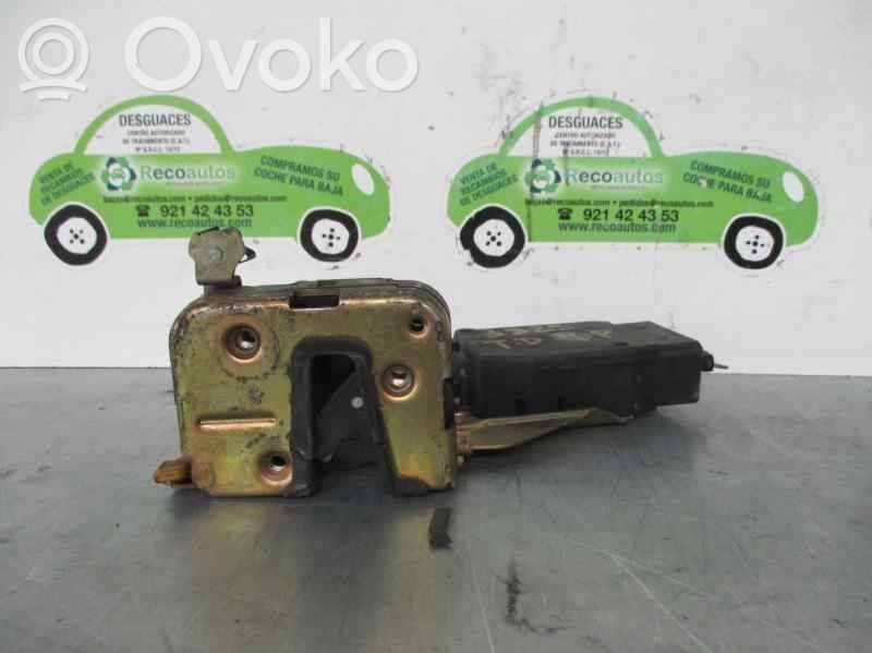 Volvo S40, V40 Takaoven lukko 
