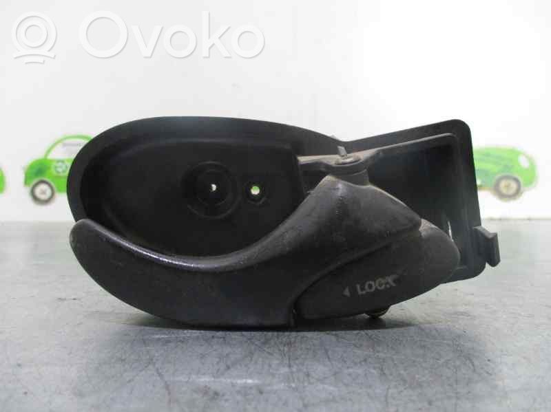 Ford Focus Front door interior handle 