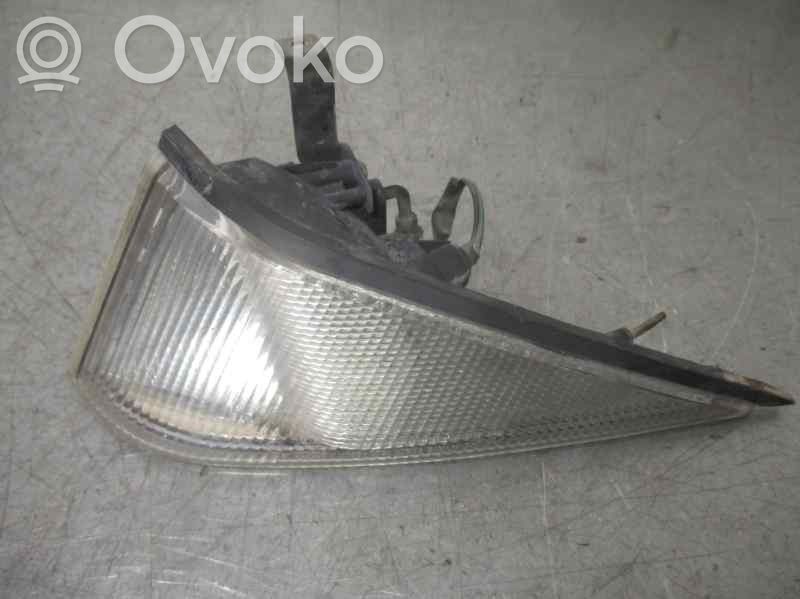SsangYong Musso Lampa przednia 