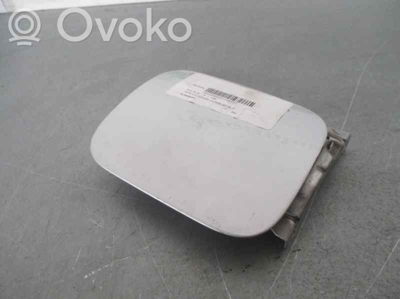 Polttoainesäiliön korkki   8L0809905A