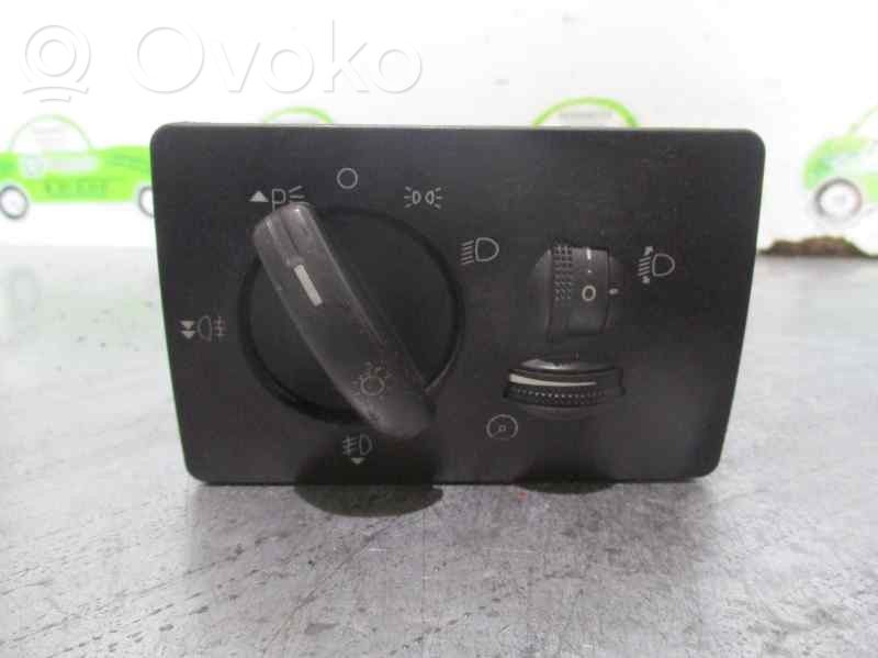 Panel lighting control switch   4M5T13A024AA,04059700