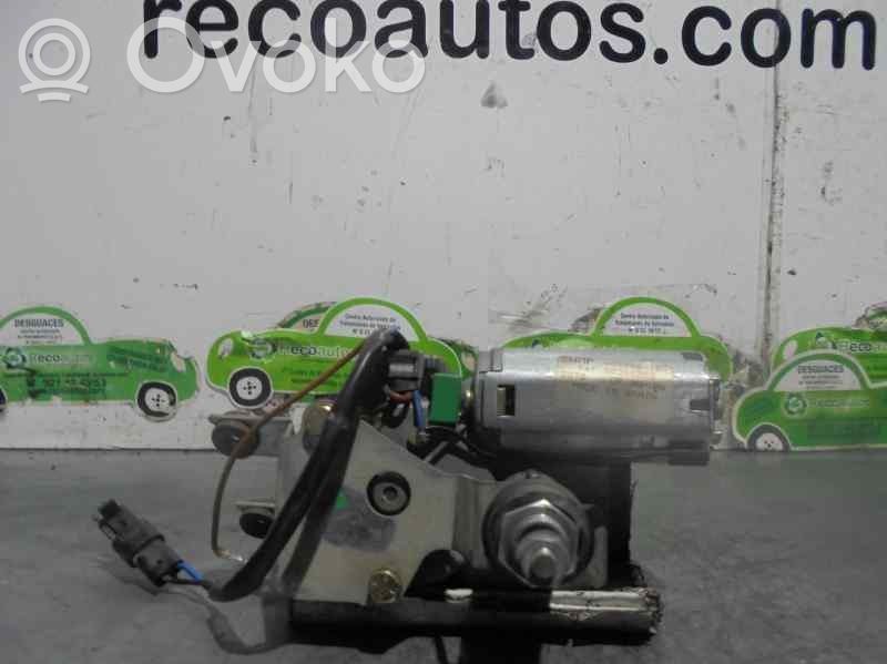 Opel Corsa B Motorino del tergicristallo del lunotto posteriore 