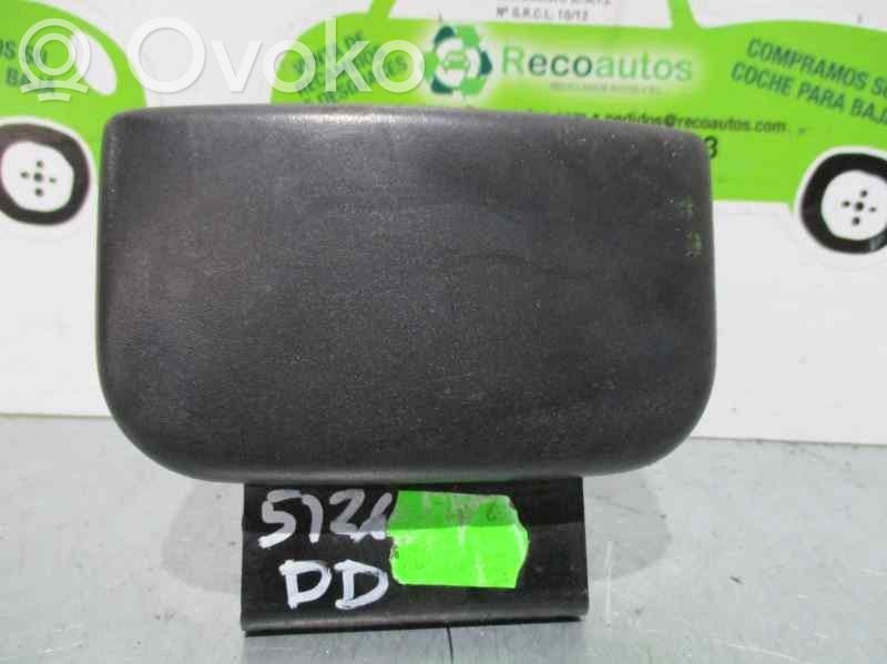 Manecilla externa puerta delantera
