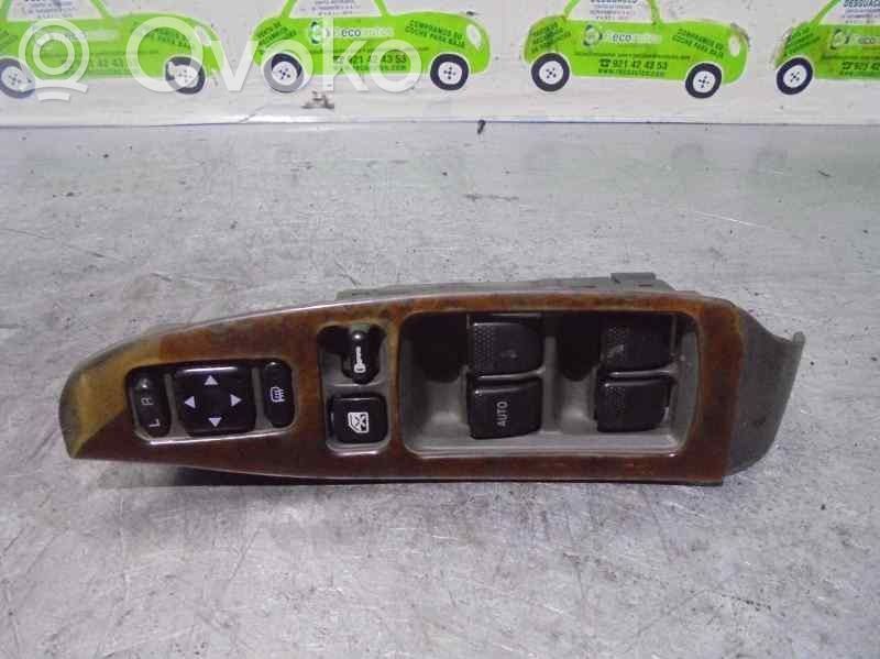 Subaru Legacy Electric window control switch 