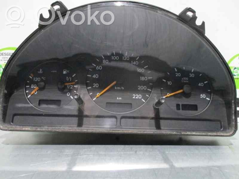 Mercedes-Benz ML W164 Vitezometru (grup de instrumente)