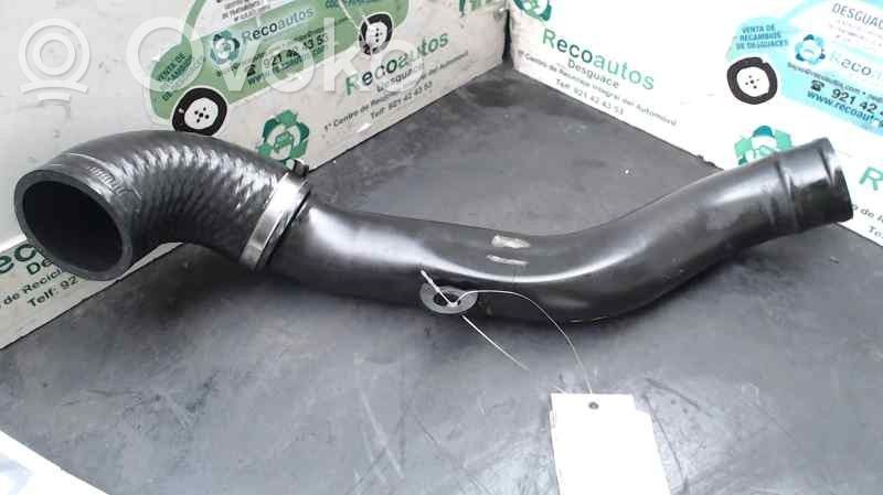 Ford Focus Ilmastointilaitteen putki (A/C) 