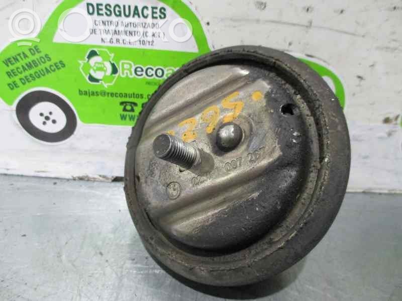 BMW 5 E39 Supporto di montaggio del motore