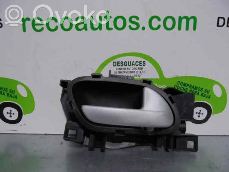 Peugeot 207 Manecilla interna puerta trasera 