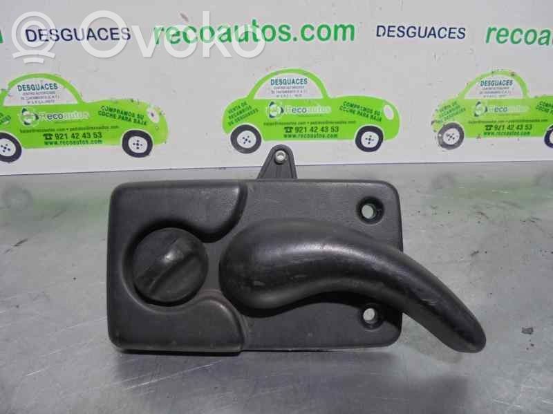 Manecilla interna puerta trasera   CAJA1