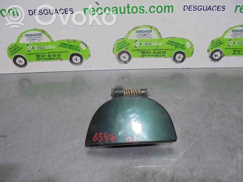 Nissan Serena Manecilla externa puerta delantera
