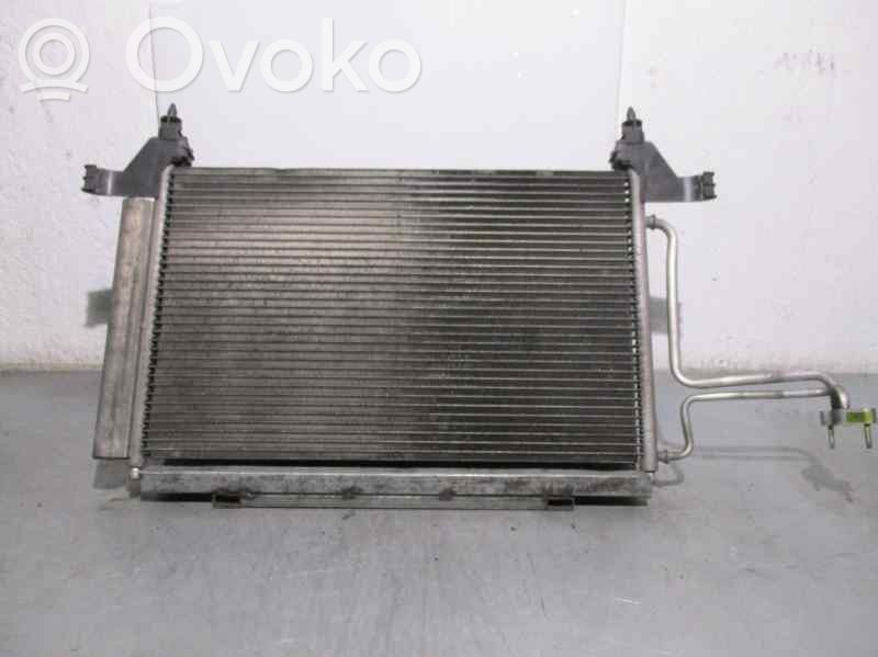 Radiateur condenseur de climatisation