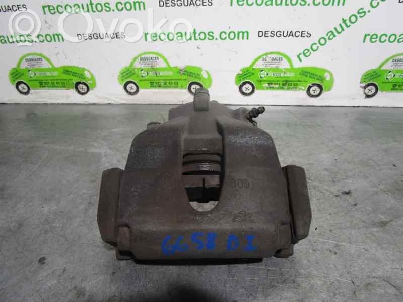 Honda Accord Zacisk hamulcowy przedni 