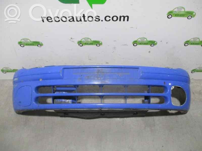 Renault Clio II Parachoques delantero 
