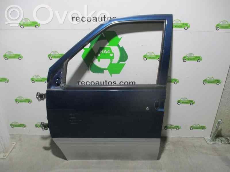 Nissan Serena Puerta delantera 