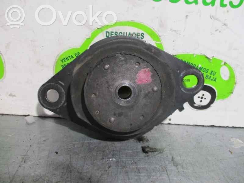 Wspornik / Mocowanie silnika   8200357462,53890709C57