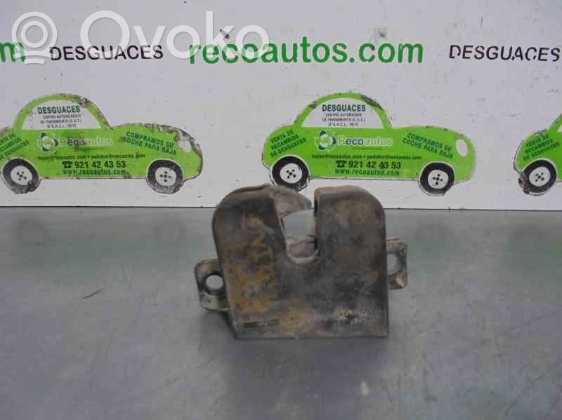 Volkswagen Caddy Rear door lock 