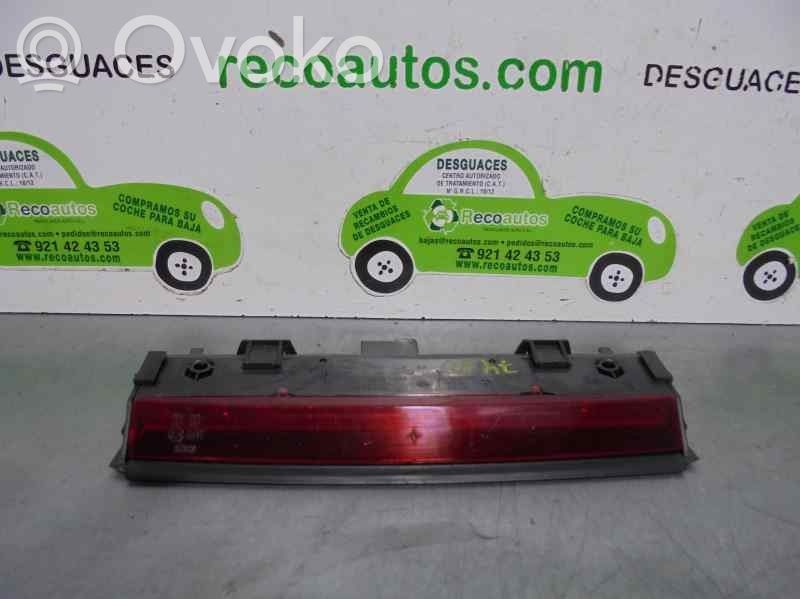 Alfa Romeo 147 Third/center stoplight 