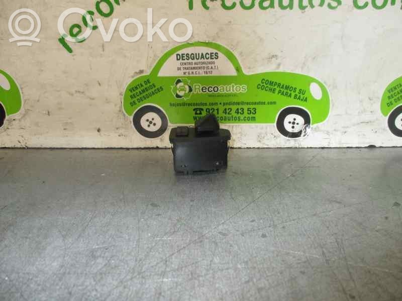 Interruptor del espejo lateral   6902174