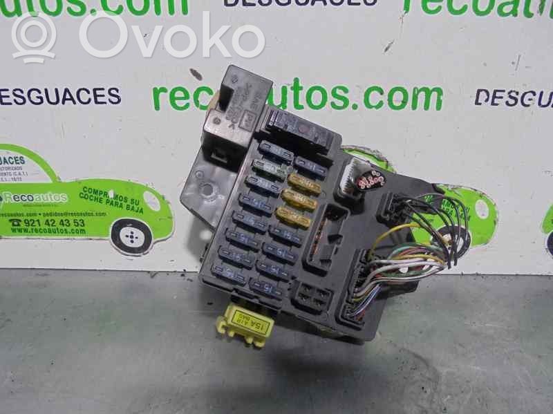 Suzuki Wagon R+ Juego de caja de fusibles 